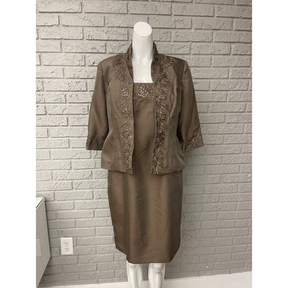 Alex Evening Petite Embroidered Beaded Dress Jacket 2 Pcs Set Size 8P - Picture 1 of 14